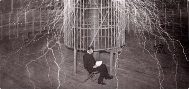 Demonstrācija, kā ar lāzeru tiek pārraidīta enerģija