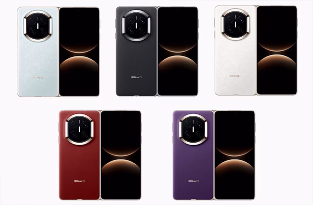 Huawei Mate X7 skats no sāniem, salocīts un atlocīts