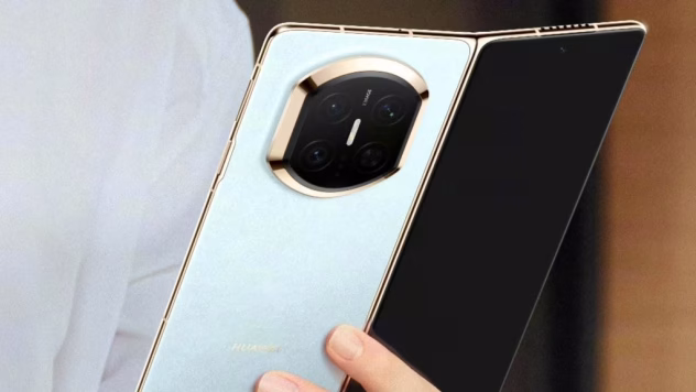 Huawei Mate X7 aizmugurējā kameras sistēma