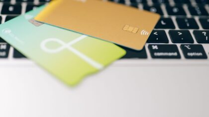 Digitālā abonēšana bez pārsteigumiem: kā uzņēmumiem veidot godīgus noteikumus un samaksas ceļu